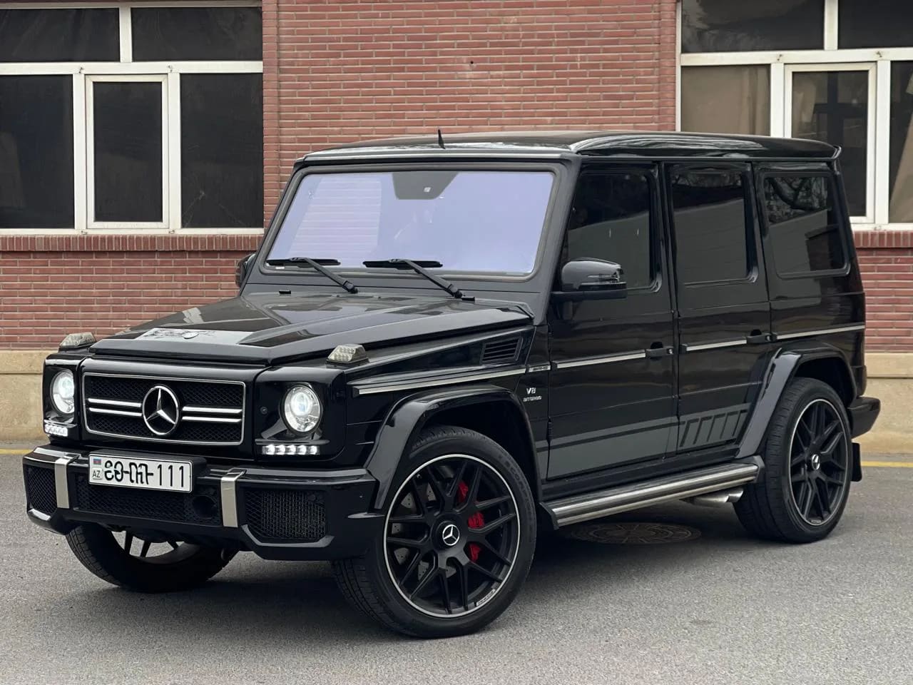 Mercedes-Benz G-Class 2016 — airport car rental