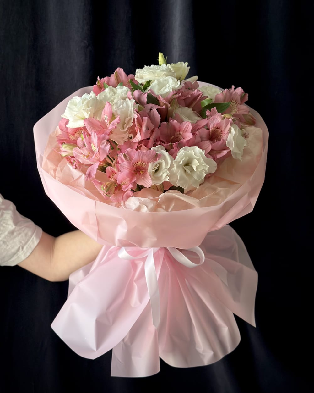 Lisianthus and Alstroemeria