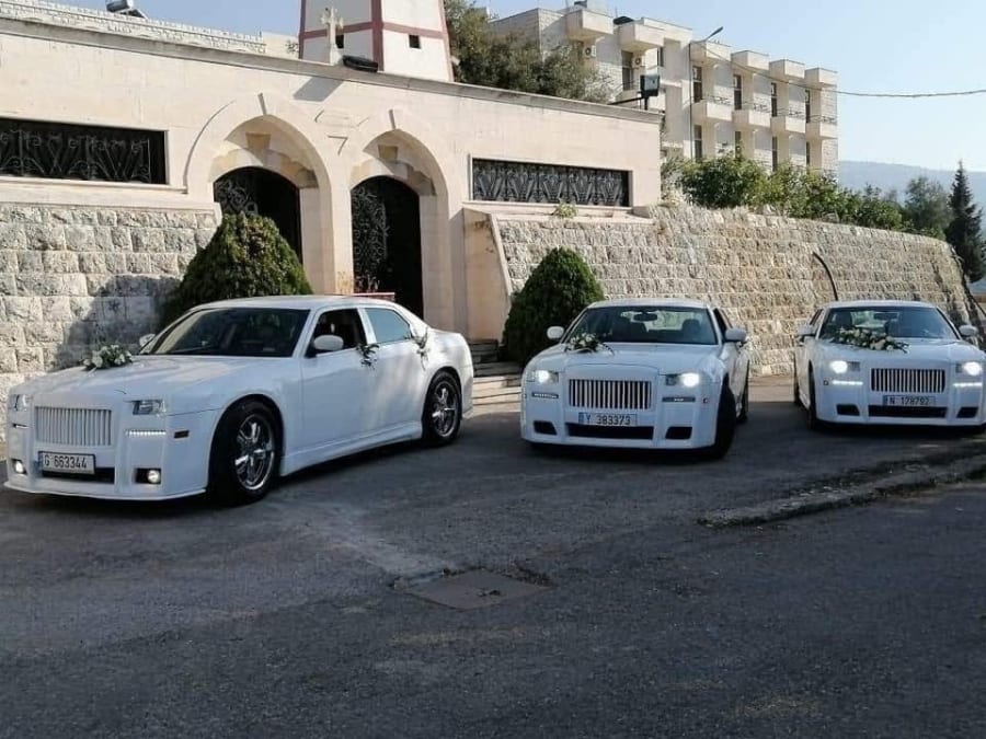 Chrysler 300C "Phantom Look" Custom Sedan — wedding car in Lebanon — photo 3
