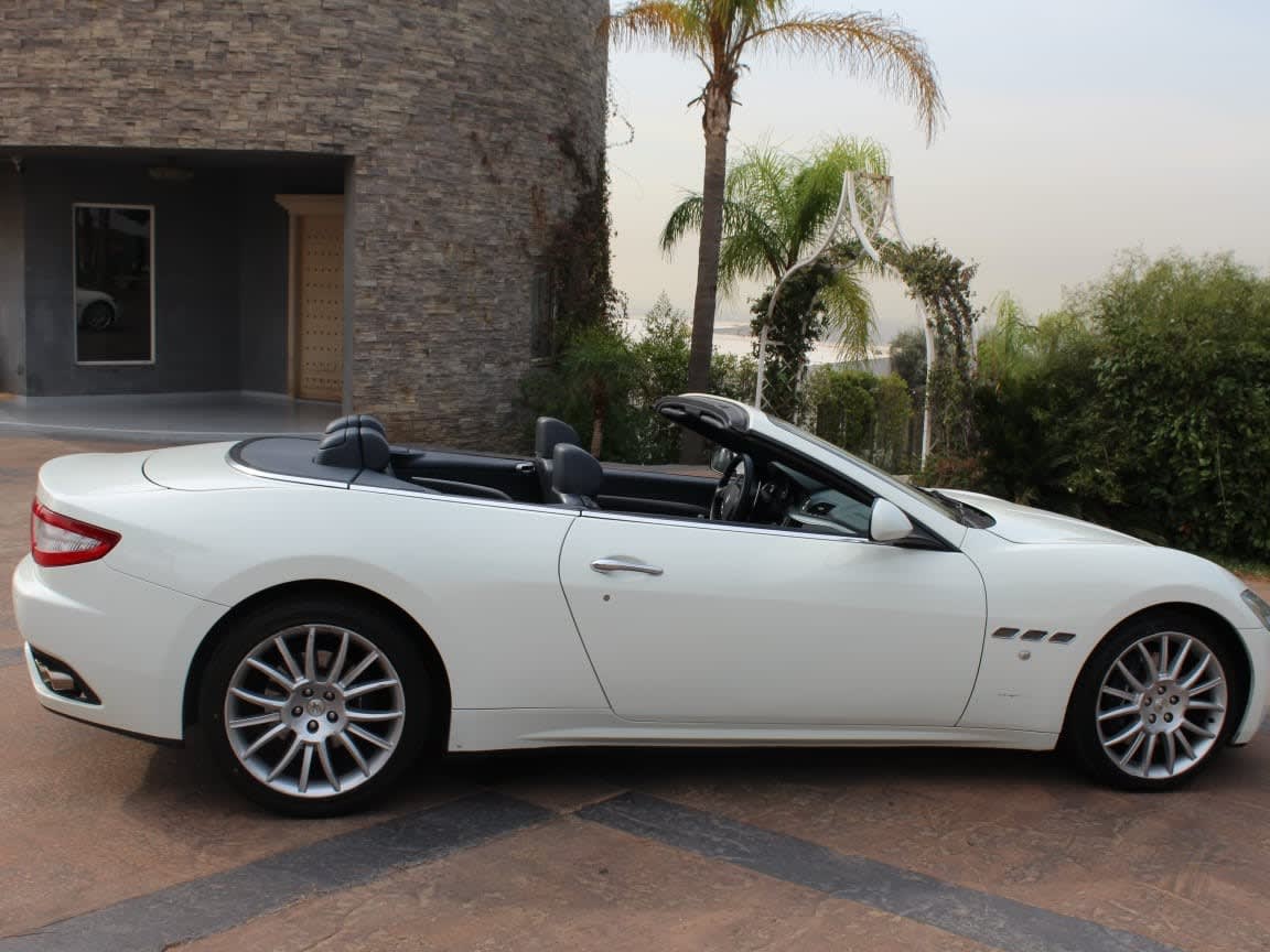 Maserati GranCabrio Convertible thumbnail 4