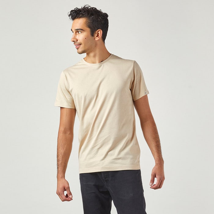 Basic T-Shirt sand