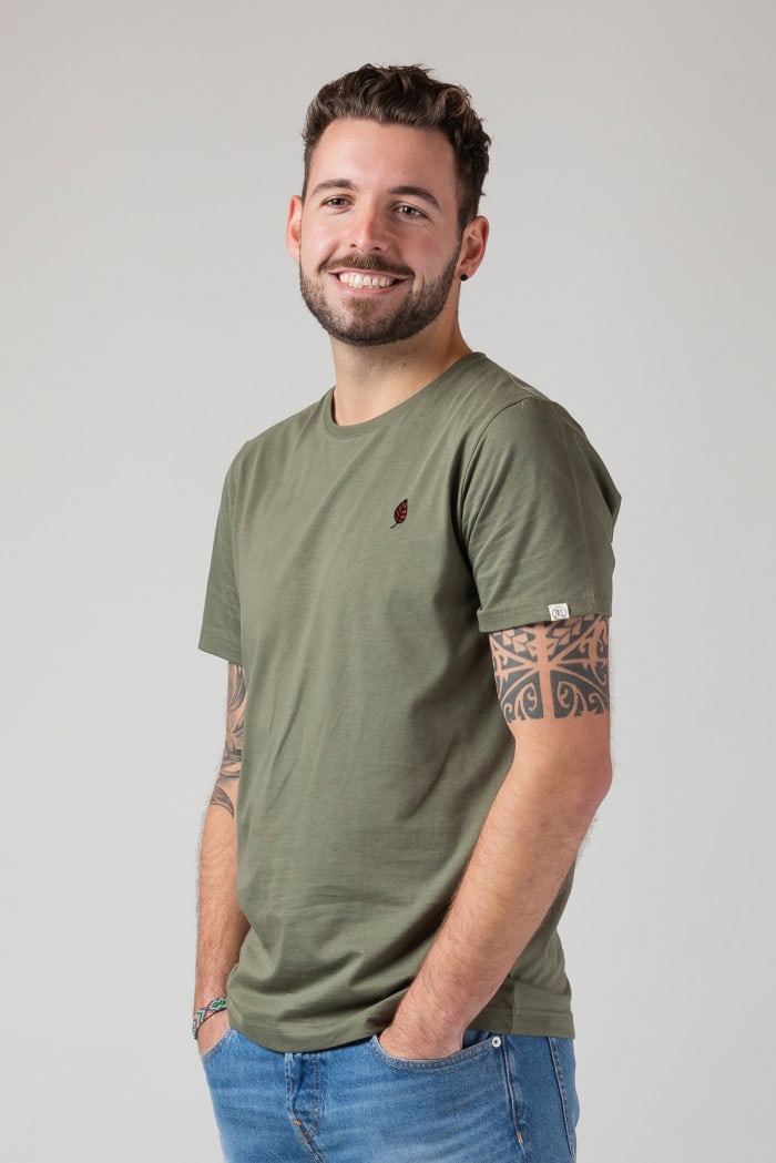 Men T-Shirt Little Leaf olive