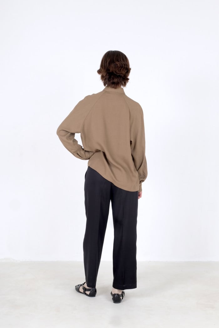 Raglan Sleeve Shirt taupe brown