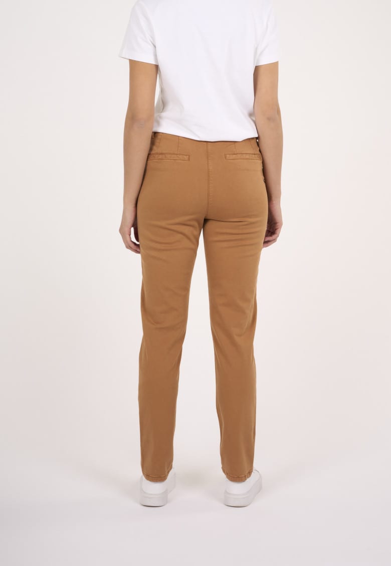 Alma Slim Twill Chino brown sugar