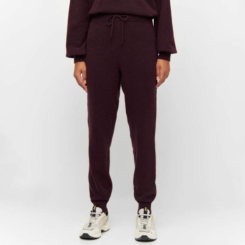 Jade Hybrid Knitted Jog Pants chocolate plum