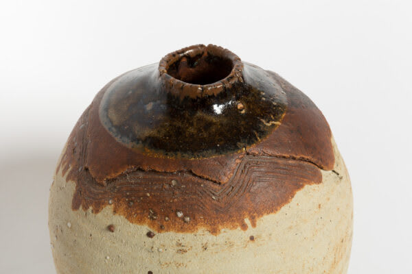 Ernst Häusermann — Vase