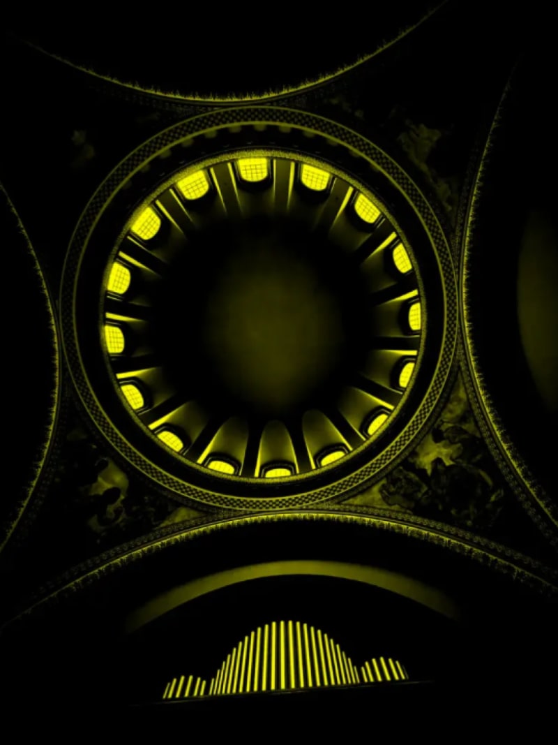 RESONANCES OF THE TRANSIENT