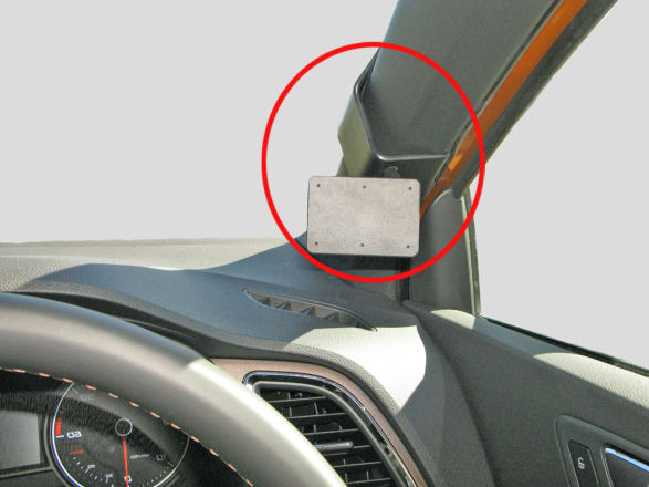 ProClip for Seat Ateca 17-24 (RHD)