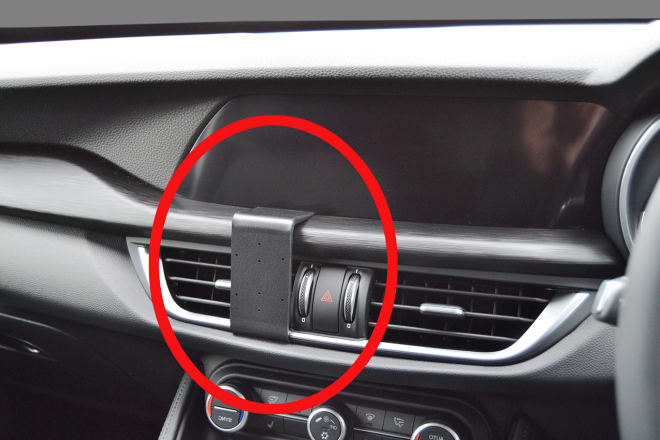 ProClip for Alfa Romeo Stelvio 16-23 (RHD)