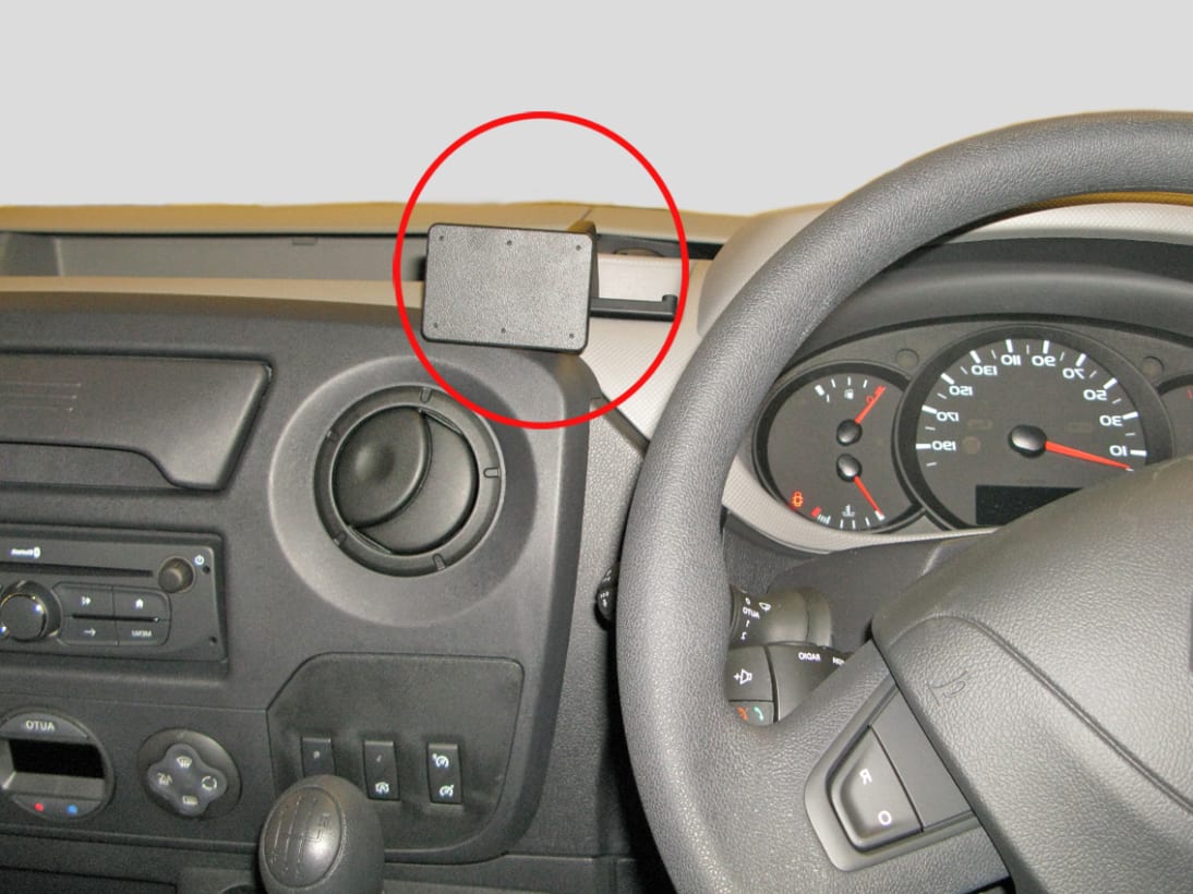 Extra-strength ProClip for Renault Master 11-19 (RHD)
