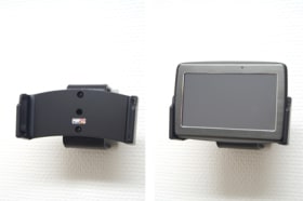 Passive holder with tilt swivel for TomTom Start 20