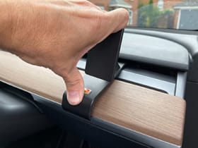 ProClip for Tesla Model Y 20-25½ (RHD)