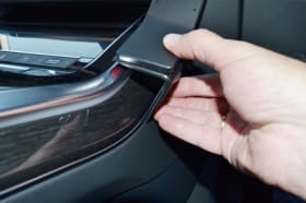 ProClip for Audi Q7 20-26 (RHD)