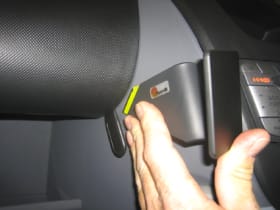ProClip for Toyota AYGO 06-14 (RHD)