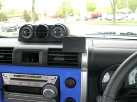 ProClip for Toyota FJ Cruiser 07-15 (RHD)