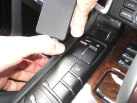 ProClip for Porsche Cayenne 11-18 (RHD)
