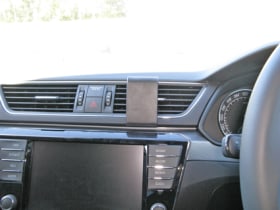 ProClip for Skoda Superb 16-19 (RHD)
