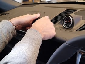 ProClip for Porsche Macan 21-24 (RHD)