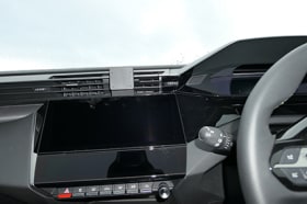 ProClip for Peugeot 308 22-26 (RHD)