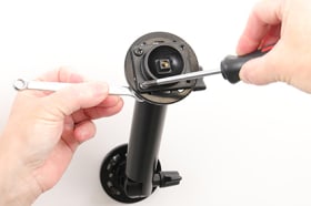 Passive holder with tilt swivel for M3 Mobile SL10