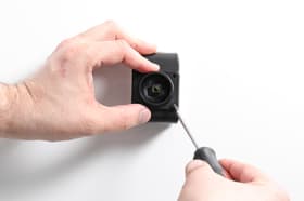 Active holder for fixed installation for Zebra EC55