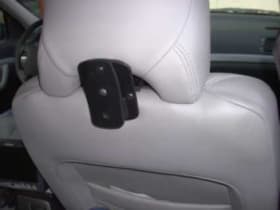 Headrest mount with monitor mount for Volvo S70 99-00 (LHD)