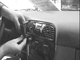 ProClip for Volvo V40 96-00 (LHD)