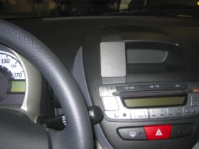 ProClip for Toyota AYGO 06-14 (LHD)