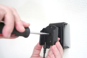 Active holder for fixed installation for Nokia 6300