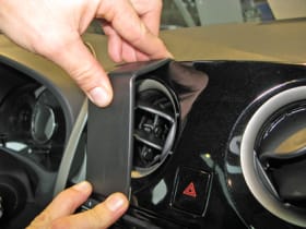 ProClip for Nissan Note 13-19 (LHD)