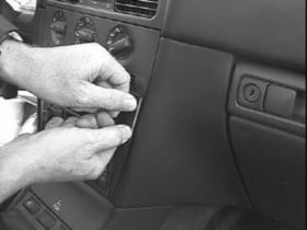 ProClip for Volvo V40 96-00 (LHD)