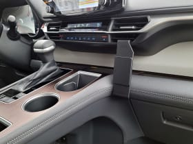 ProClip for Toyota Sienna 21-24 (LHD)