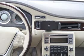 Passive holder with tilt swivel for TomTom Start 25