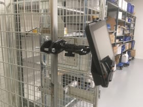 Passive holder with tilt swivel for Zebra ET55 8.3