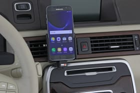 Active holder with cig-plug for Samsung Galaxy S7