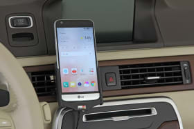 Active holder with cig-plug for LG G5