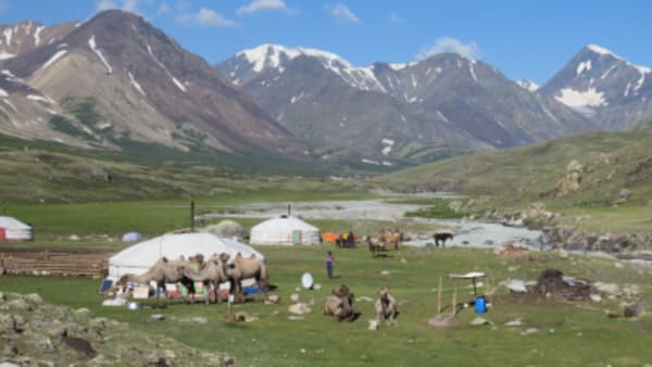 The Great West Expediton:  Arkhangay, Zavkhan, Altai and Almakuk Eagle Festival - 2
