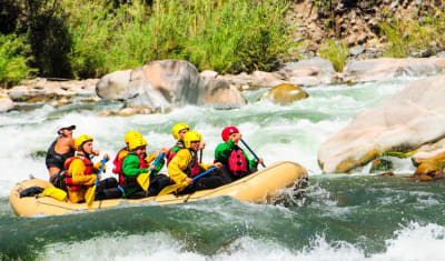Aventura de rafting y tirolesa en Cuzco - 5