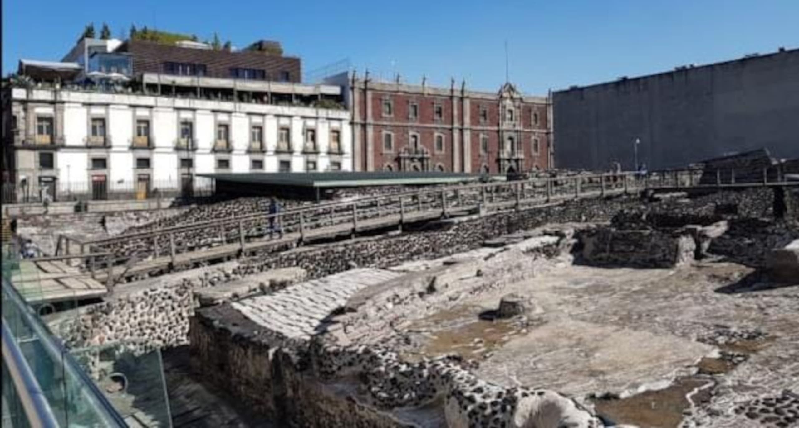 Hidden Downtown Day Tour - 10