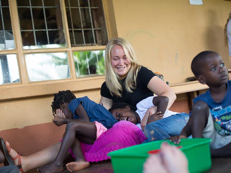 Uganda Community Voluntour & Wildlife Adventure 14D/13N - 19