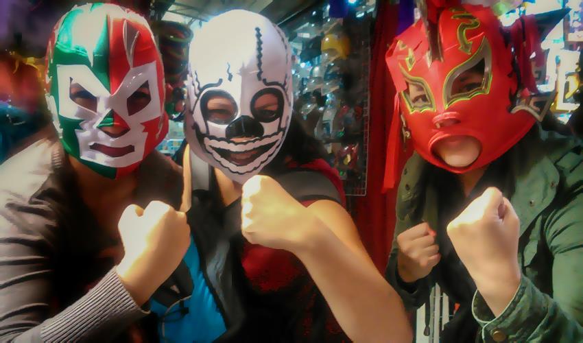 Nightlife Mexican Tour: Cantinas Mariachi and Lucha Libre - 12