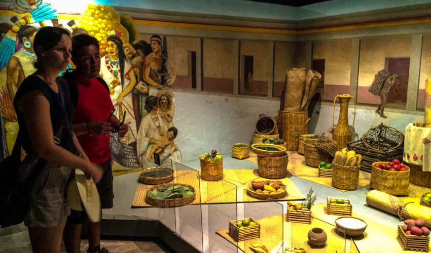 Hidden Downtown Day Tour - 3