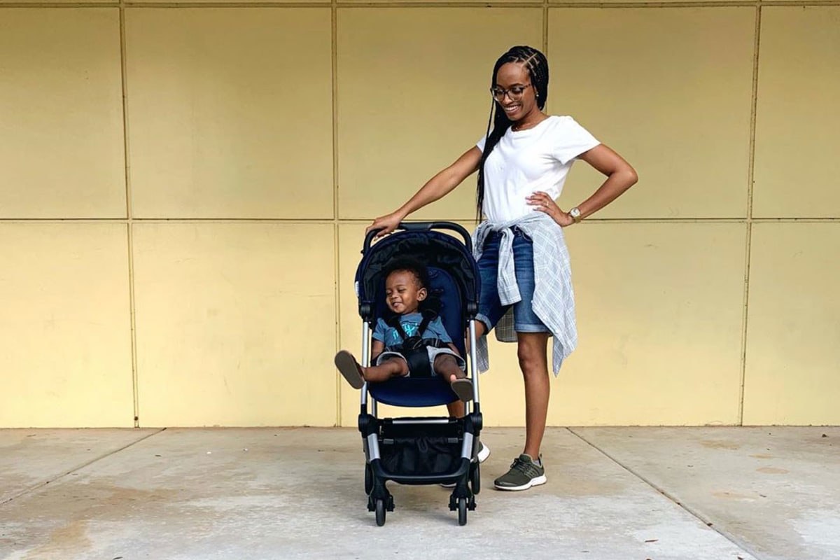 stroller that folds into a square