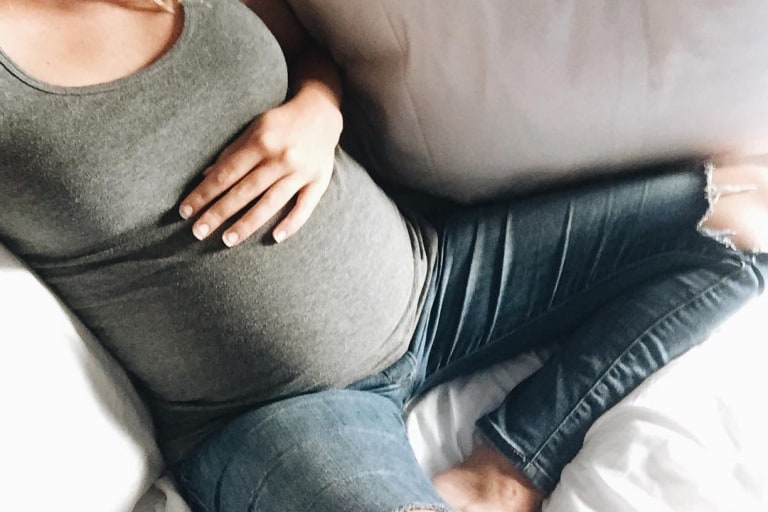 The Best Maternity Items Under $25 That'll be Your Pregnancy Must-Haves.