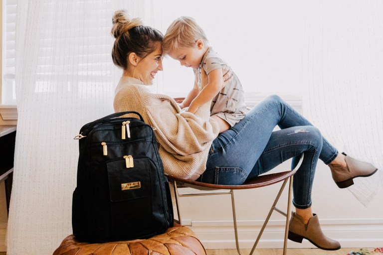10 Essential Items for Your Minimalist Diaper Bag