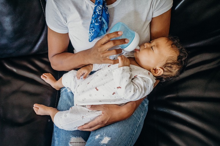 baby formula bottle maker