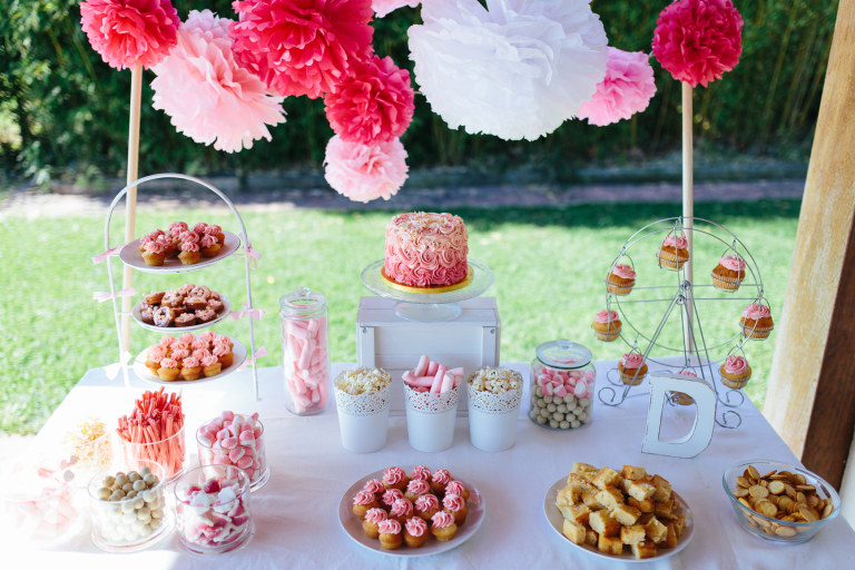 Sip & See: How to Throw a Baby Shower After Baby is Born.