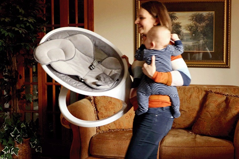 First Look: The Ultra-Lightweight New Munchkin Swing.