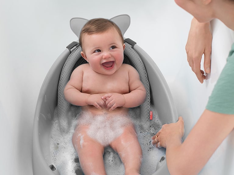 5 Accessories to Make Bathtime Comfier for You and Baby.