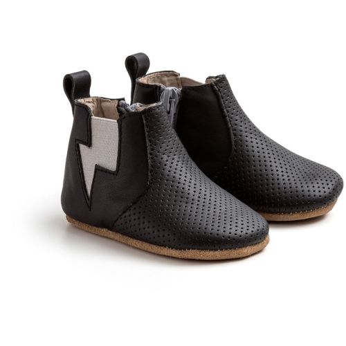 shnuggle changing mat boots